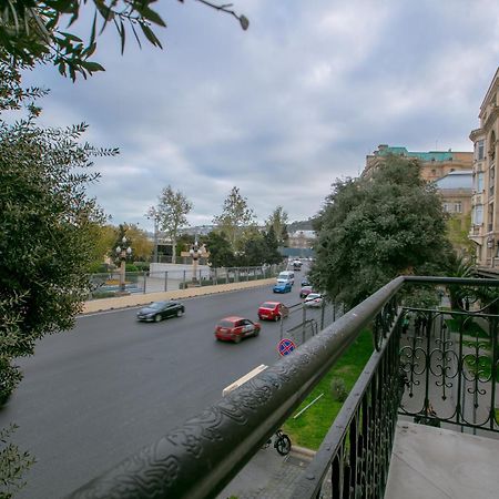 Promenade Hotel Баку Екстериор снимка