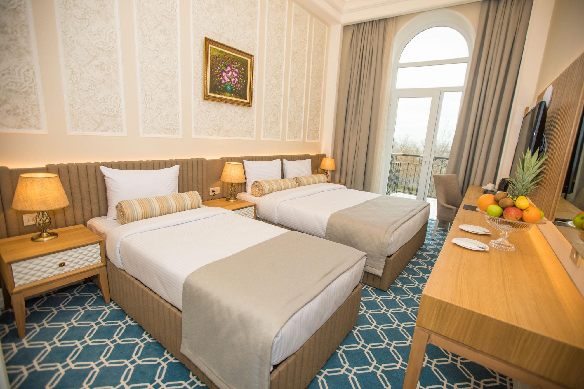 Promenade Hotel Баку Екстериор снимка Deluxe Room