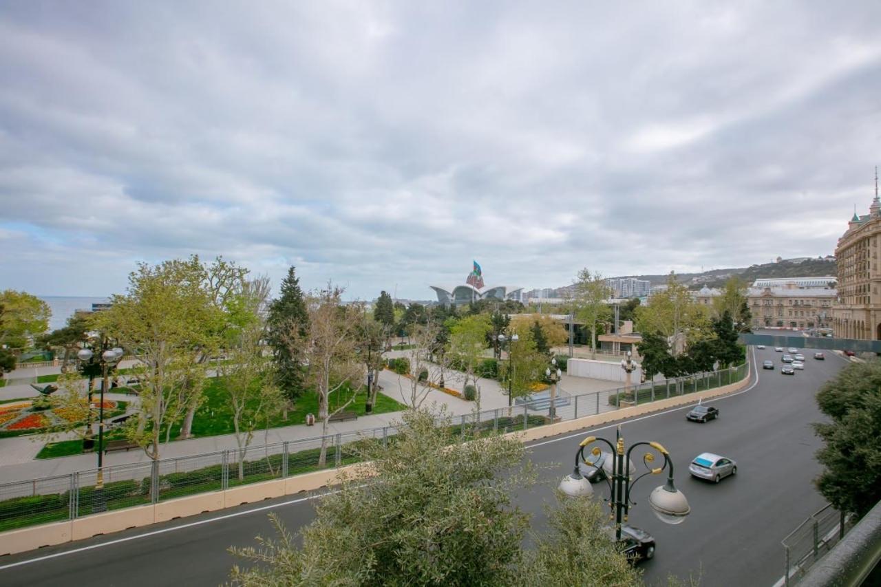 Promenade Hotel Баку Екстериор снимка